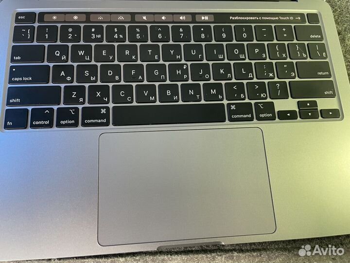 MacBook Pro 13 2020 8/256/i5 199 циклов