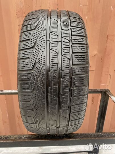 Pirelli Winter Sottozero II 235/40 R18