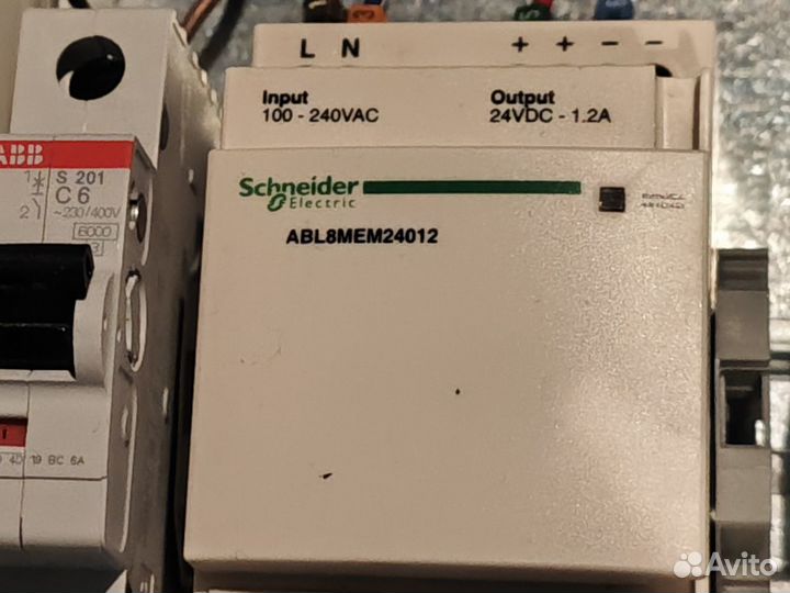 Процессорный модуль Schneider Electric hmis5T