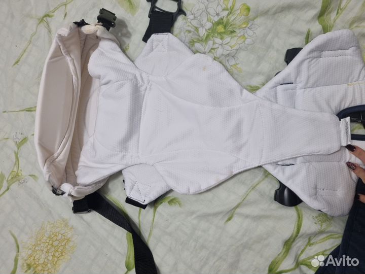 Эргорюкзак / переноска кенгуру chicco