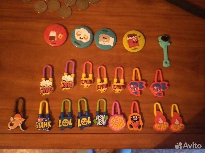 Скрепыши и значки