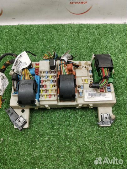 Блок предохранителей салонный Ford Focus 2 хетчбэк