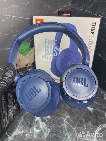 Полноразмерные наушники JBL Tune 1100