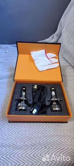 LED лампа H4 с линзой