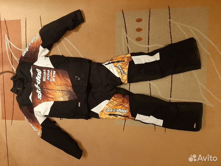 Снегоходный костюм Ski Doo