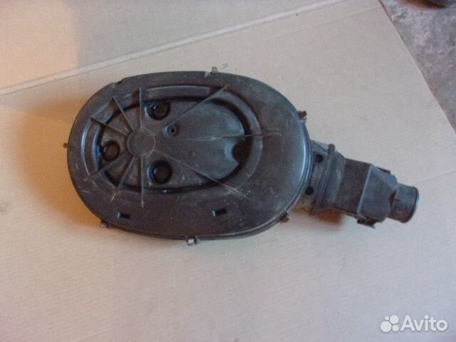 Renault 11 Cheverny 86г. корпус воздушного фильтра