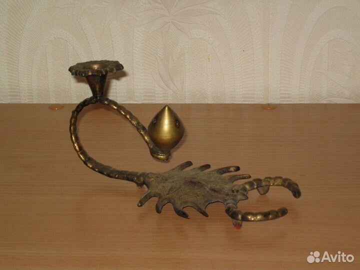 Подсвечник Скорпион