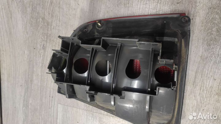 Фонарь левый шкода октавия тур лифтбэк