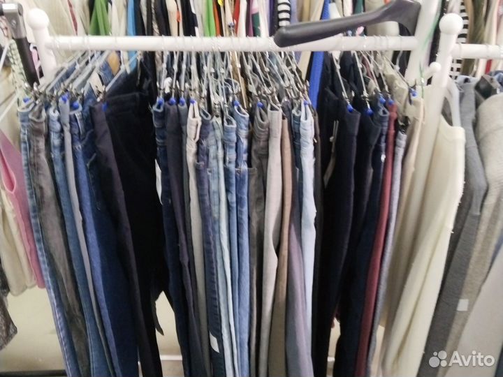 Мужская одежда mango брюки джинсы свитера куртки