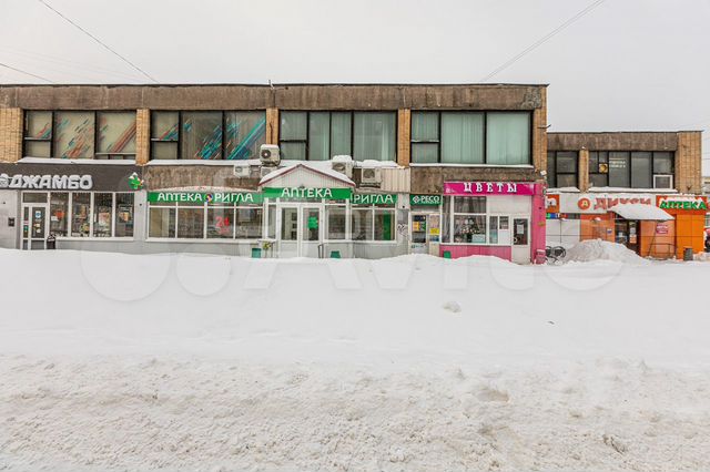 Продам торговое помещение, 722 м²