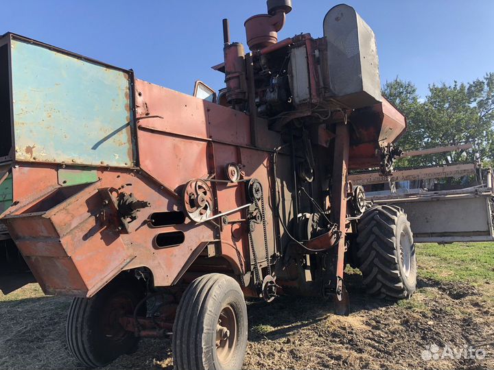 Комбайн Нива-Сельхозтехника СКА-5, 1993