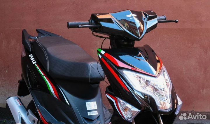 Скутер Regulmoto eagle 50 (LJ50QT-3L) колёса R12