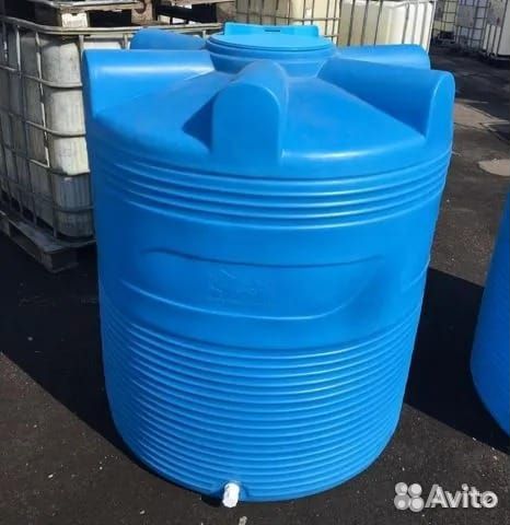 Емкость для воды пластиковая