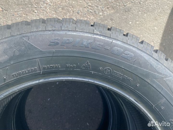 Bridgestone Blizzak Spike-02 225/60 R17 103T