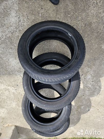 Goodyear UltraGrip Ice 215/55 R17 100T