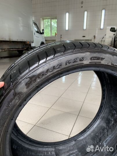 Pirelli P Zero 275/35 R20