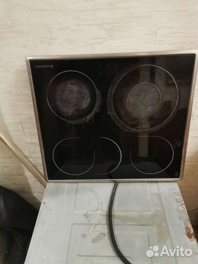 Духовой шкаф и плита встраиваемая