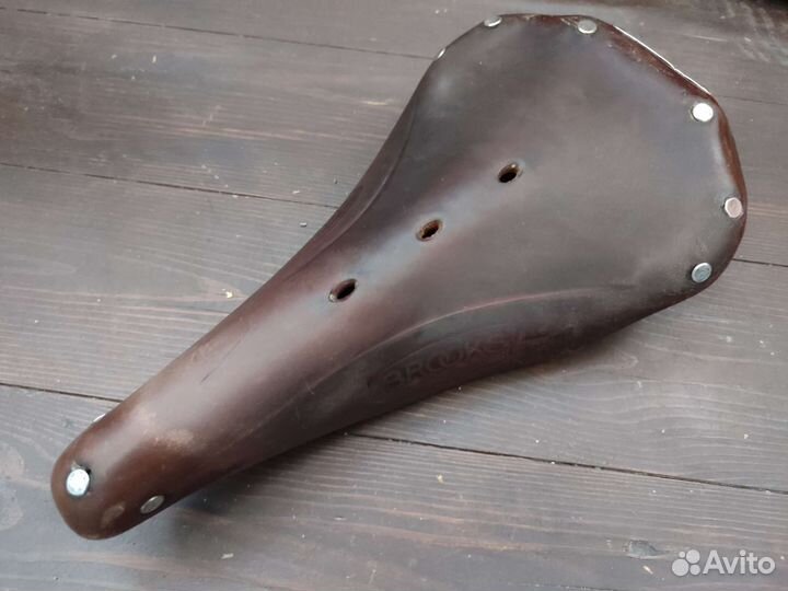 Велосипедное седло Brooks B17