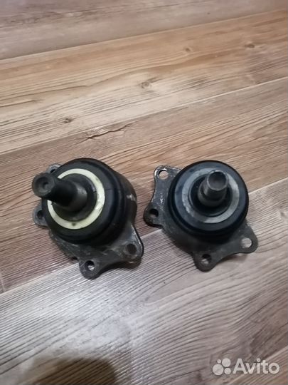 Нижние шаровые опоры Москвич 412-2140