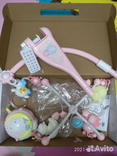 Музыкальный мобиль для малышей