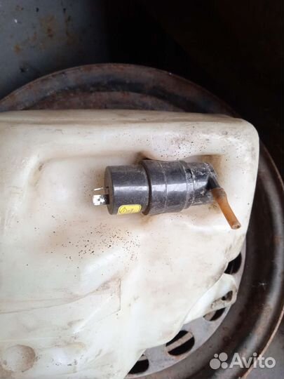 Бачок омывателя для черри амулет