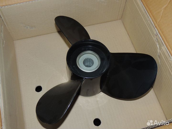 Винт гребной В-7 volvo penta 854820