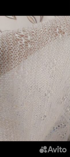 Пуховый платок шаль