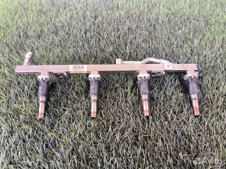 Рампа топливная в сборе Opel Astra H