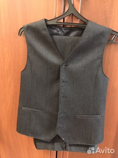 Костюм школьный для мальчика серый