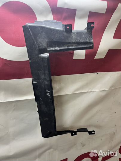 Рено дастер дифлектор радиатора