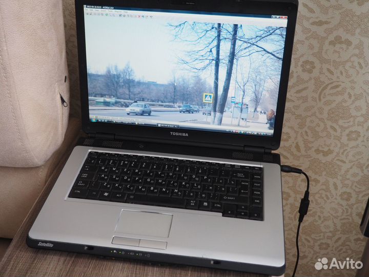 Ноутбук toshiba satellite L300D-10U