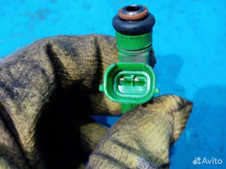 Форсунка топливная Nissan Murano Z51 VQ35DE 2011