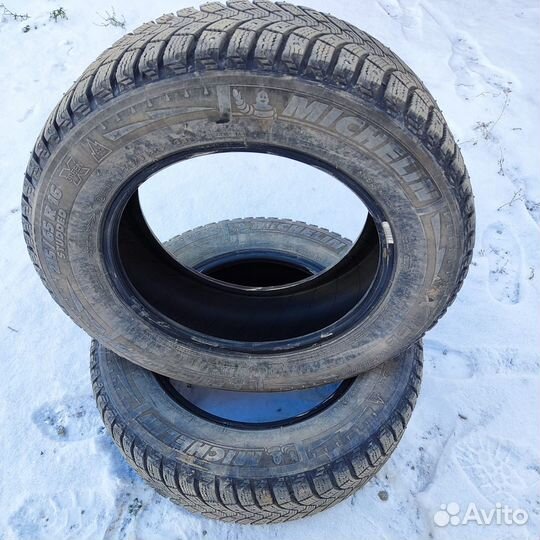 Michelin X-Ice North 215/65 R16