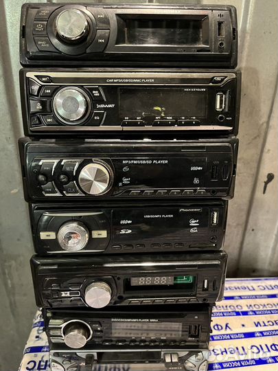 Автомобильные магнитолы