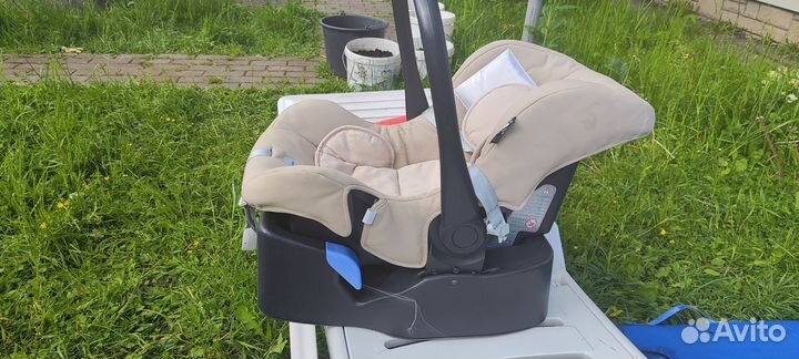 Автокресло-люлька с подставкой Inglesina 0-13 кг с