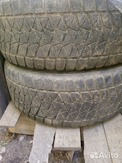Bridgestone Blizzak VRX2 265/60 R18