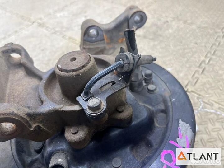 Ступица задняя левая subaru R2