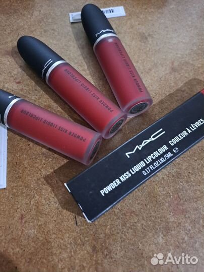 Жидкая помада для губ 975. Mac Mac