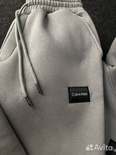 Спортивный костюм Calvin Klein с флисом серый