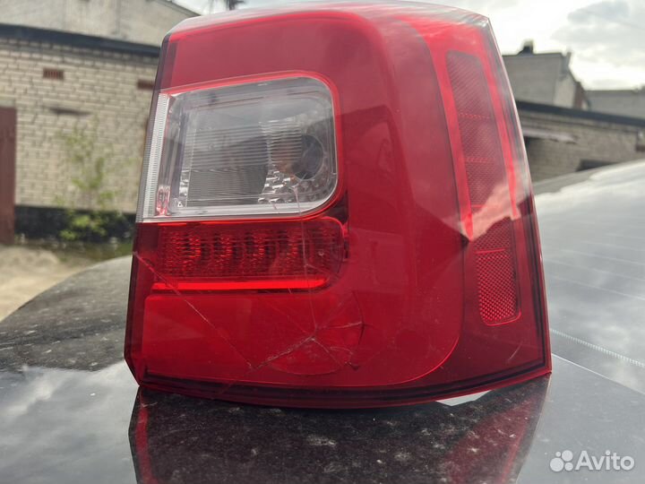 Фонарь правый Kia Sorento 2 рестайлинг