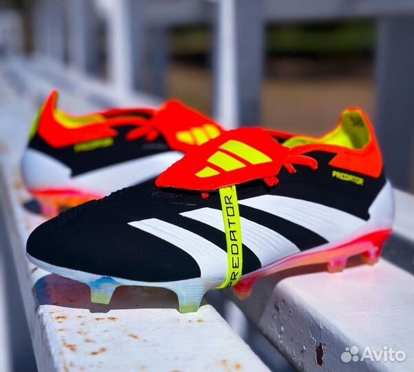 Бутсы adidas predator freak