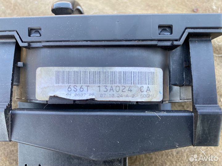 Блок управления светом Ford Fusion 1.4