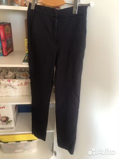 Продам новые брюки mango 152