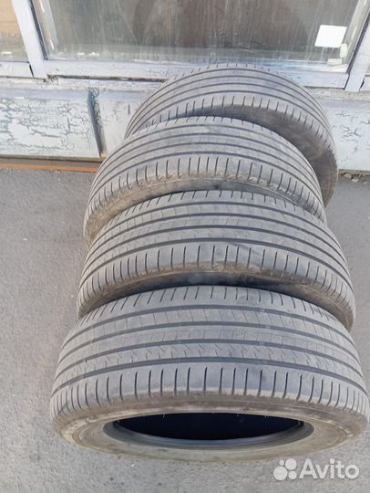 Bridgestone Alenza 001 225/65 R17 102H