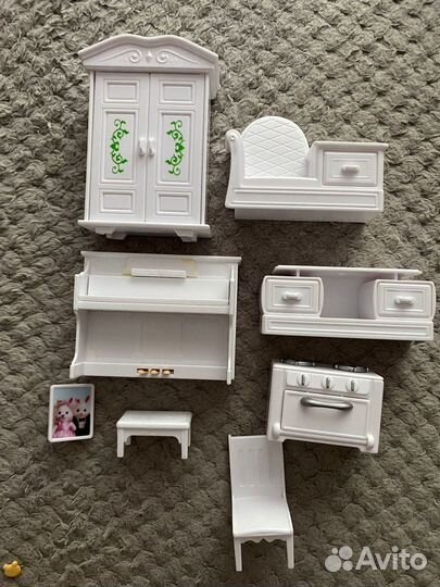 Игрушки с мебелью