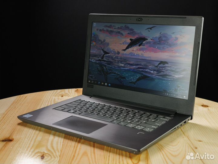 Б/у ноутбук в хорошем состоянии