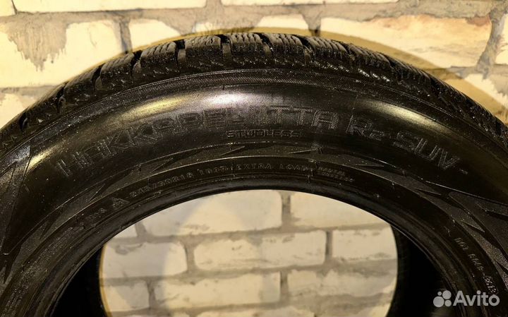 Nokian Tyres Hakkapeliitta R2 SUV 245/60 R18 109R