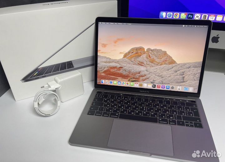 RUS MacBook Pro 13 2017 core i7 16GB 256 GB