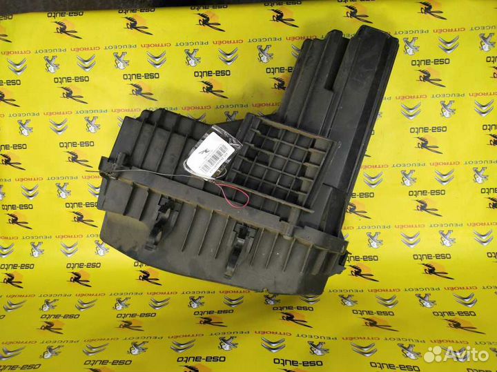 Корпус воздушного фильтра 2-2L peugeot 407