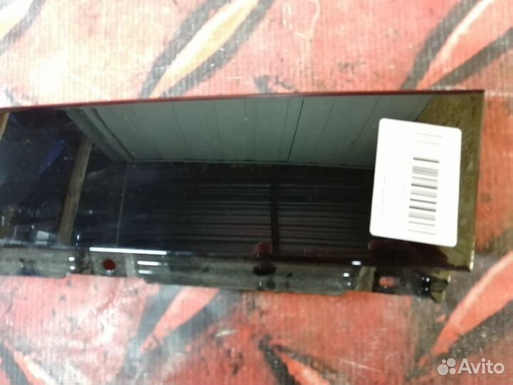 Накладка задней правой двери передняя Volvo XC90 2